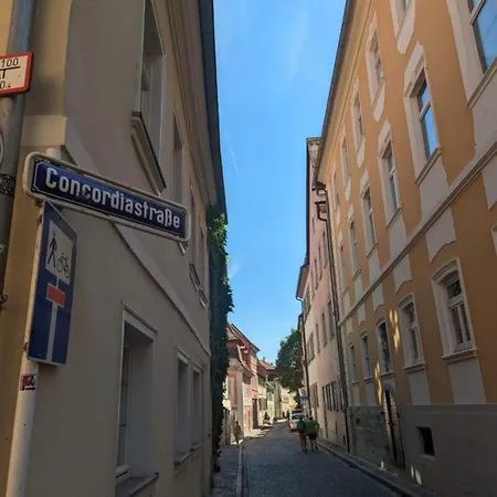 Altstadtwohnung Mit Schoener Terrasse